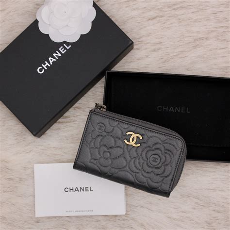 prix porte monnaie chanel|Chanel wallet.